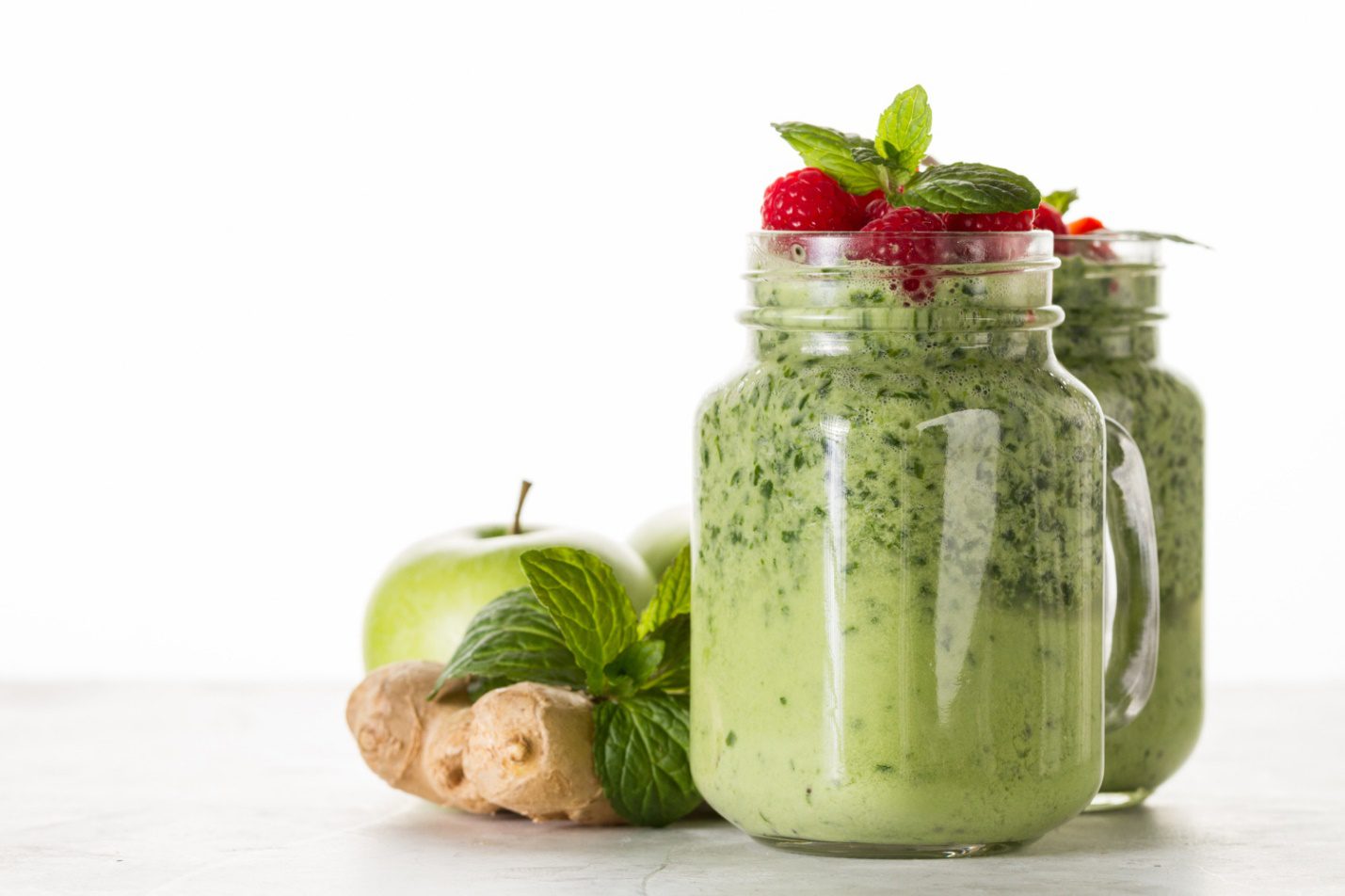 C:\Users\Dell\Downloads\green-smoothie-with-strawberries-glass.jpg