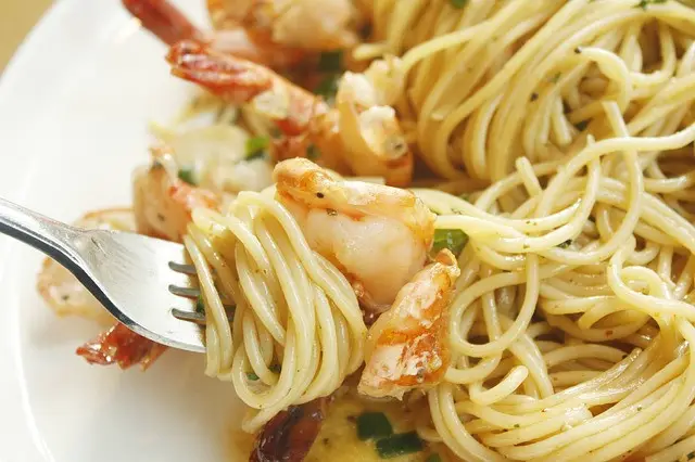 pasta, shrimp, restaurant