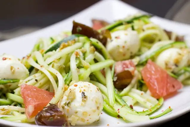 zucchini, noodles, healthy