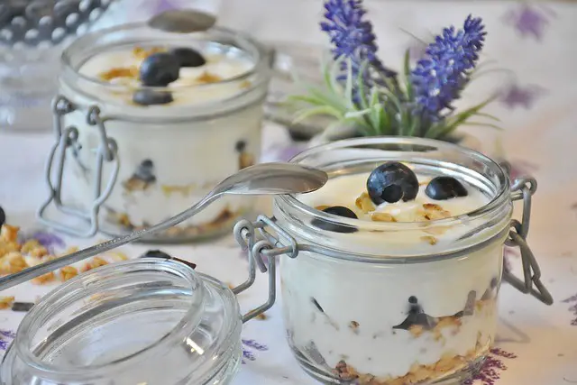 how to sweeten greek yogurt