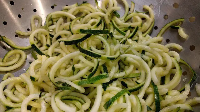 zucchini, noodle, noodles