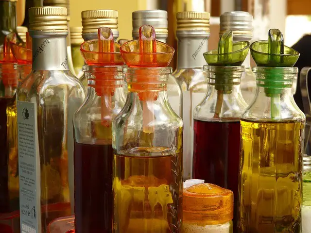 bottle, bottles, vinegar