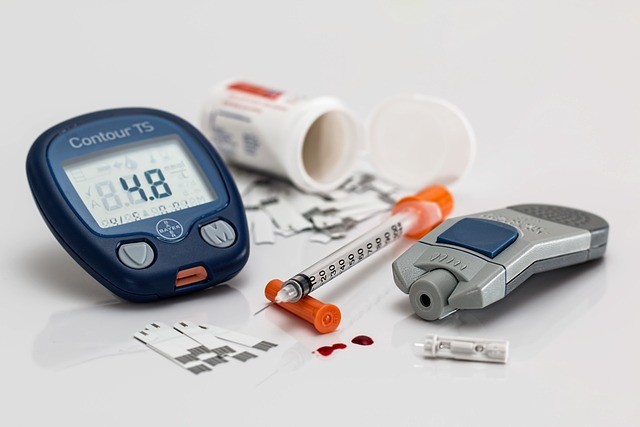 how to test for low blood sugar