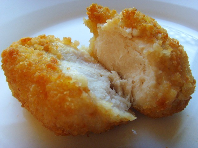 carbs in breaded chicken breast 